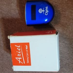 ARIEL TAKING CARE OF YOU COSMIC SOLAR PEDOMETER ( BLUE)